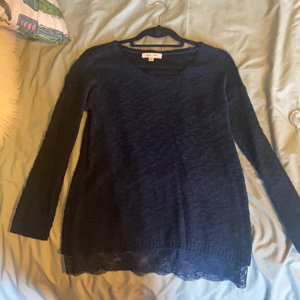 Sweater with lace bottom